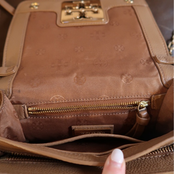 Tory Burch purse - Picture 3 of 4